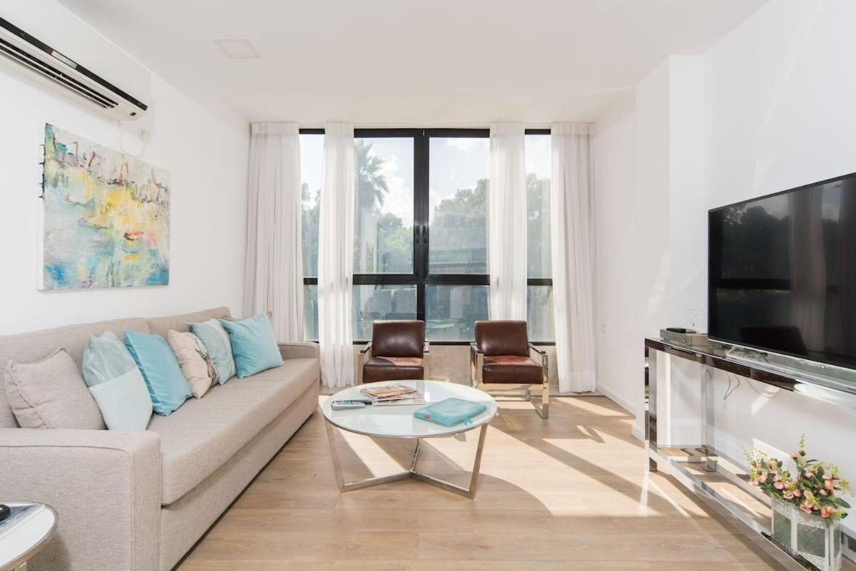 Modern & Bright 3Br Apt W View 5 Min From Beach By Sea N' Rent Tel Aviv Exterior photo